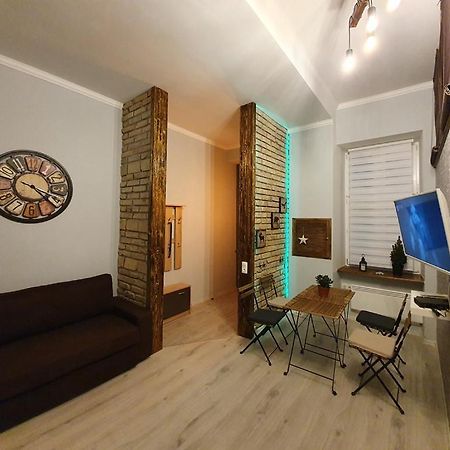 Linden apartment Boedapest Buitenkant foto